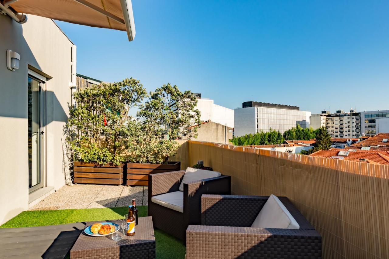 Music Relaxing Apt With Bikes, Terrace & Parking 포르투 외부 사진